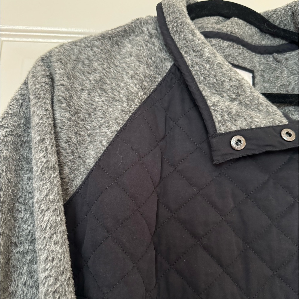Abercrombie & Fitch Asymmetrical Snap Up Fleece Jacket - Picture 5 of 9